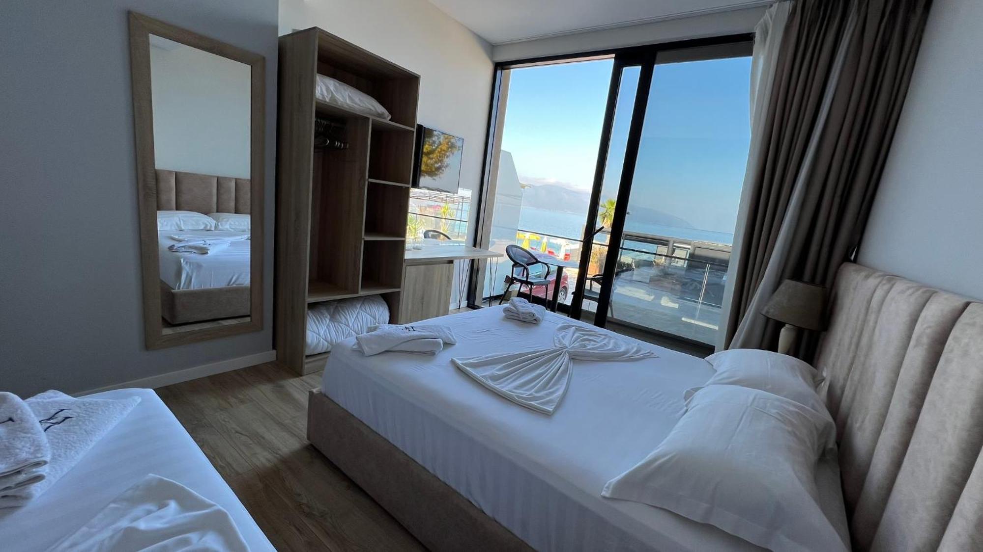 Villa Tramonto Vlore Radhime Exterior photo